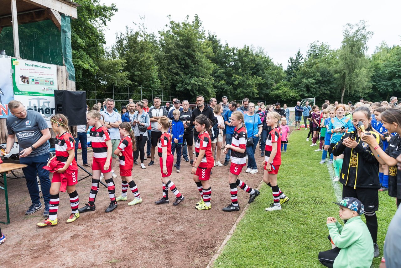 Bild 247 - Loewinnen Cup